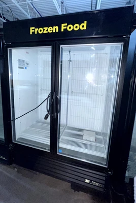 72-0473 True GDM-49F-LD 2-Door Self Contained Cooler