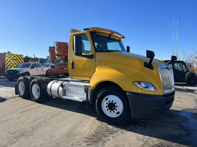 Used 2020 INTERNATIONAL LT625 TRACTOR Conventional trucks Minnesota US | Carco Truck & Equipment #1514276