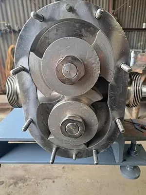 USED WAUKESHA 060