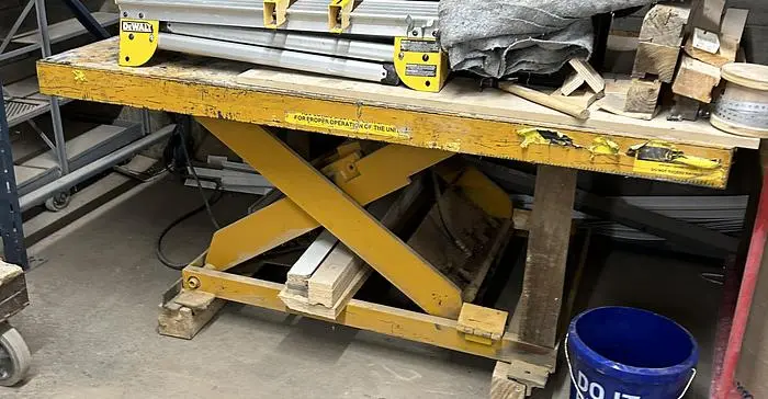 Used SCISSOR-LIFT _UNKNOWN_ Scissor Lifters | Pruitt Machinery #715903