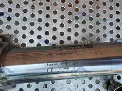 USED ENDRESS+HAUSER OUSAF44-B1A1 UV ABSORPTION SENSOR W/OUA260-AA1E07B1A3A PHOTOMETER
