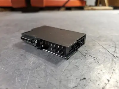 NEW SIEMENS 6ES7138-4CA01-0AA0