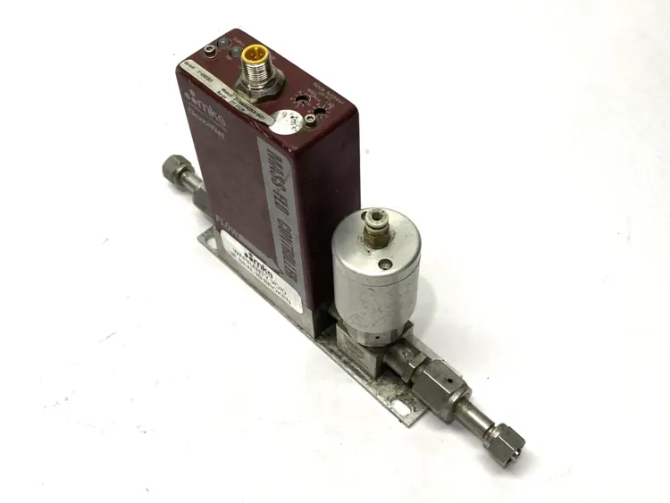 Used MKS INSTRUMENTS MASS FLO FLOW SWITCH CONTROLLER 200 SCCM RANGE Relays & Switches | Maverick Industrial Sales #1099665