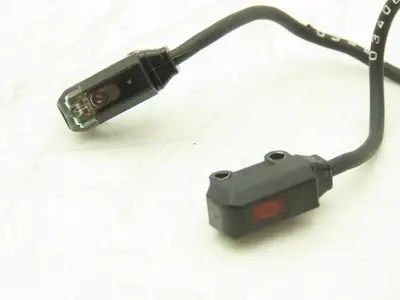 Omron E3T-ST12 Ultracompact Photoelectric Sensor Amplifier Through-Beam 1m NPN