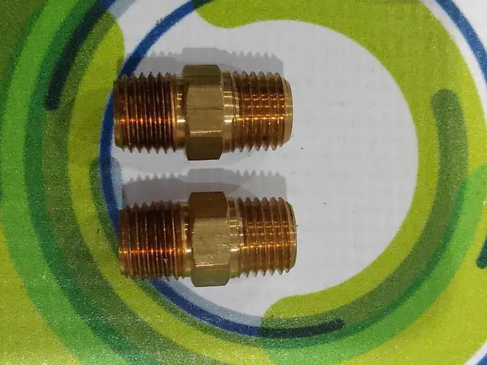 UNBRANDED 216P PIPE FITTING- LOT OF 8 UNITS