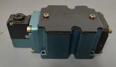 USED M·A·C 6511B-000-PM-111DA