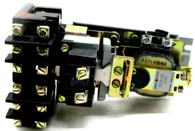 NEW GENERAL ELECTRIC CR2810A 15DH RELAY CR2810A15DH