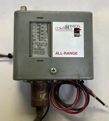 USED JOHNSON CONTROLS P70AA-118