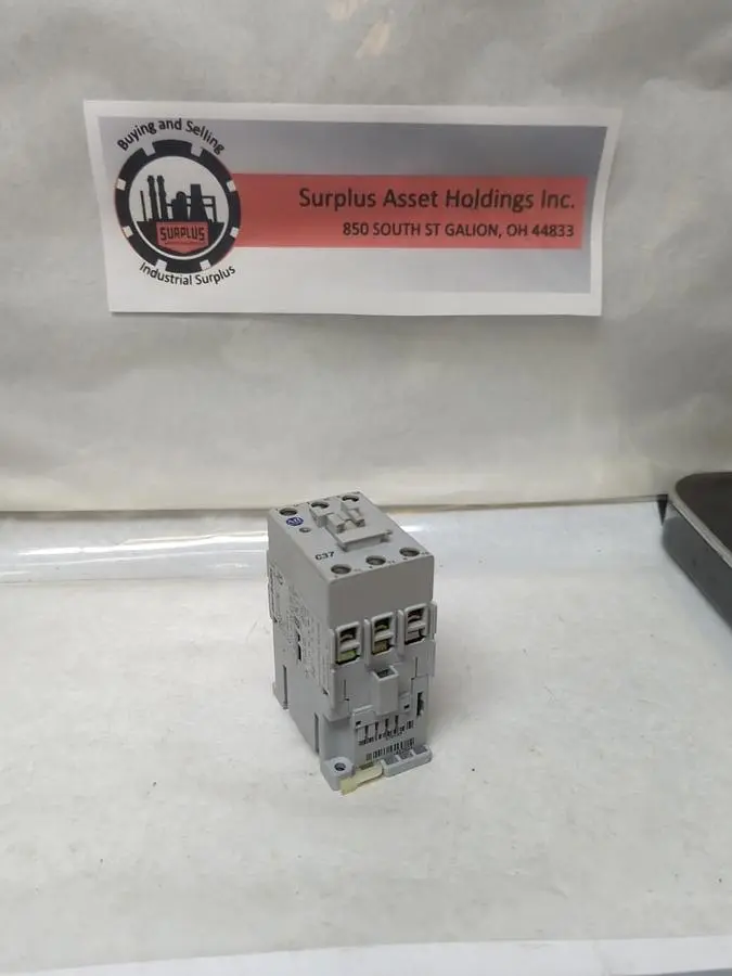 USED ALLEN-BRADLEY 100-C37*00