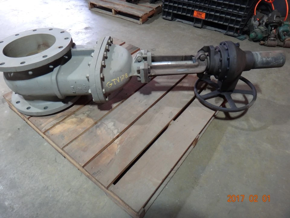 Powell 14", Class 150, CF8M, Gate Valve