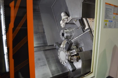 2017 MAZAK HYPER QUADREX 250MSY 5-Axis Lathes | Tight Tolerance Machinery (3)