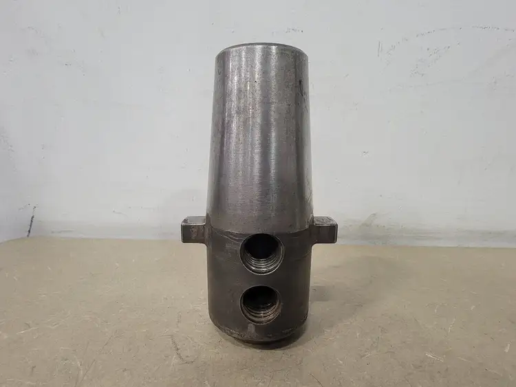 Used UNIVERSAL ENGINEERING 80447 Tooling & Accessories (Other) British Columbia CA | Lenmark #408905
