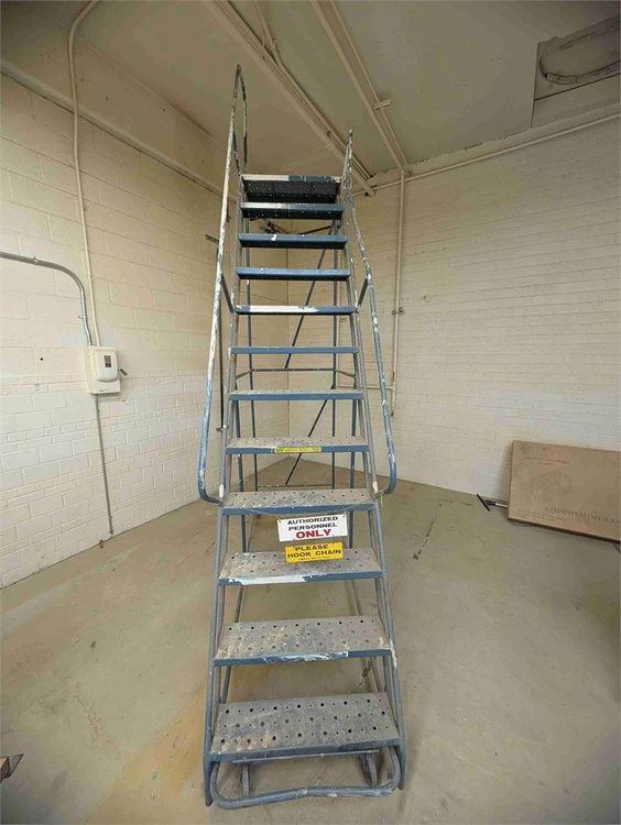 Used _UNKNOWN_ _UNKNOWN_ Ladders Utah US | MachineryMax #1139990