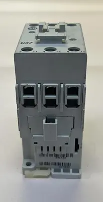 USED ALLEN-BRADLEY 100-C3700