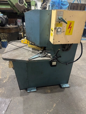 AMADA CSH-220 Notching Machines | Bowland Trading Ltd (2)