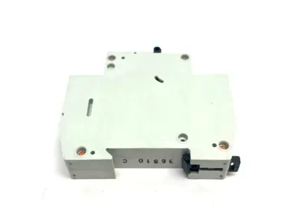 USED EATON MOELLER MINIATURE CIRCUIT BREAKER 1-POLE