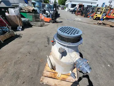 Fiber Glass Tank w/ Fittings