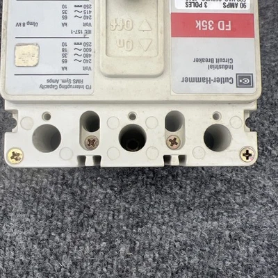 Used Cutler-Hammer fd3090 Circuit Breakers California US | Davliegogo LLC #1706053