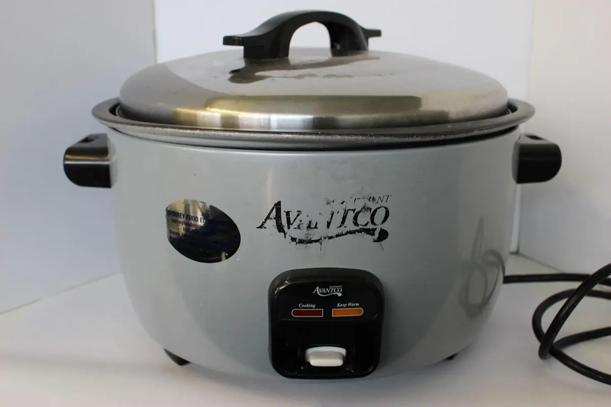 USED AVANTCO 177RCA60