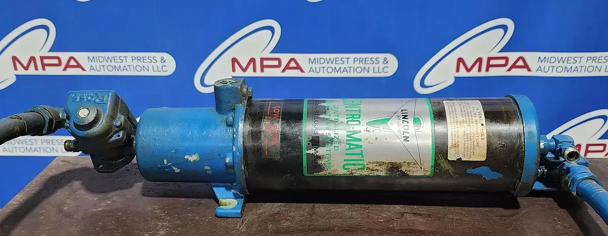 USED LINCOLN CENTRO-MATIC CENTRALIZED LUBRICATION SYSTEM