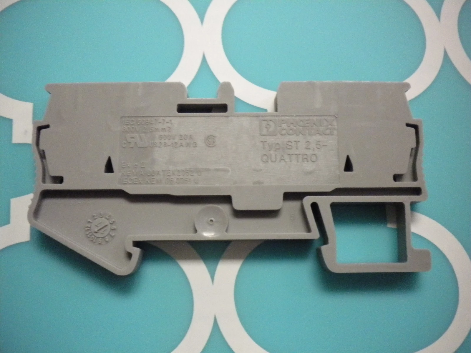USED Phoenix Contact TYPE ST 2,5 QUATTRO GREY