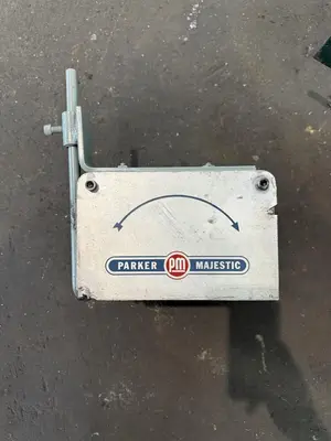 USED PARKER MAJESTIC NO. 2