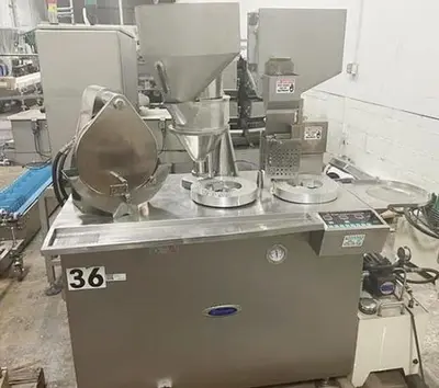 Vanguard VSF-III semi-automatic encapsulator