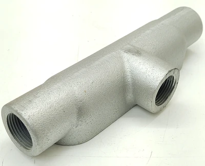 (2 PCS) BT3 CROUSE HINDS  1" MOGUL TEE. CONDULET