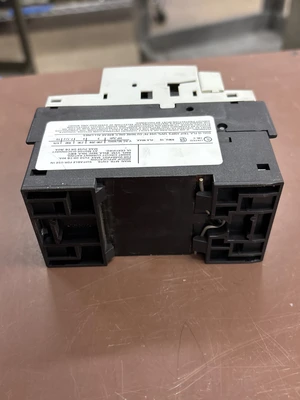 Used SIEMENS 3RV1421-1JA10 Circuit Breakers Illinois US | Aucto #1328659