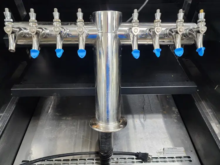 Used Falcon Restaurant Supply Used Kegenator 8 Tap Beer Tower Beer Equipment Illinois US | Falcon Restaurant Supply #1376740