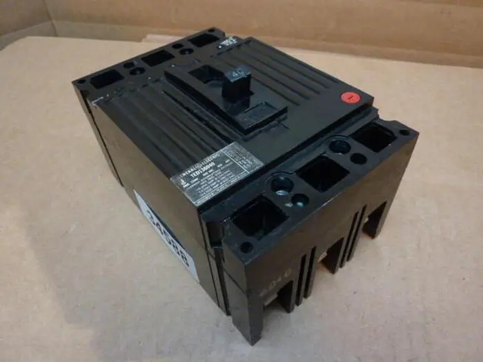 Used GENERAL ELECTRIC / GE TED136040 Circuit Breakers Michigan US | Ideal Machinery #581098