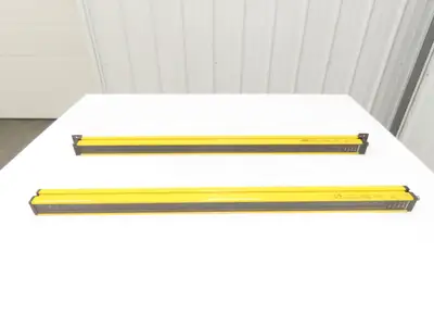 Contrinex Light Curtain Sender Receiver Set 30mm Res. 12M Range 49 Beam