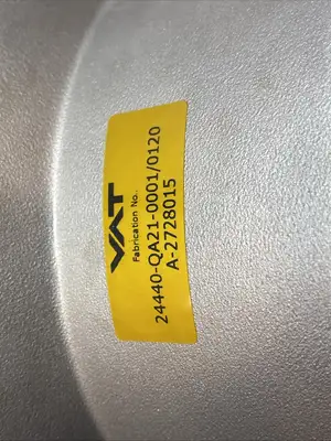 USED VAT VALVES HV ANGLE VALVE DN100 ISO-K PNEUMATIC NC