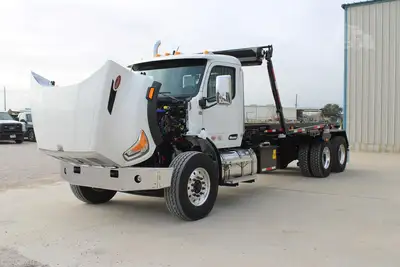 New | in-Stock 2027 PETERBILT 548 Rolloff Trucks Texas US | Roll Off Truck World #1492000