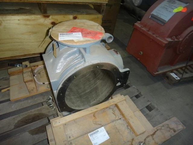 Beach Russ Vacuum Pump Housing