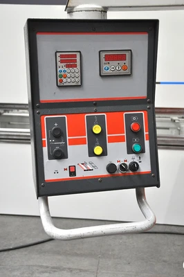 USED BAYKAL APH 120 TON X 3100 MM NC