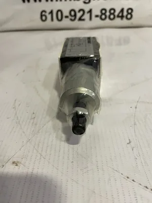 Brevini AM3RDP1C3004 Hydraulic Directional Control Valve