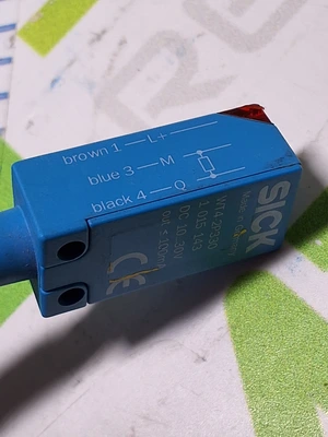 SICK WT4-2P330 PHOTOELECTRIC PROXIMITY SENSOR