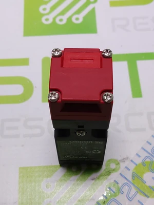 NEW OMRON D4NS-1BF