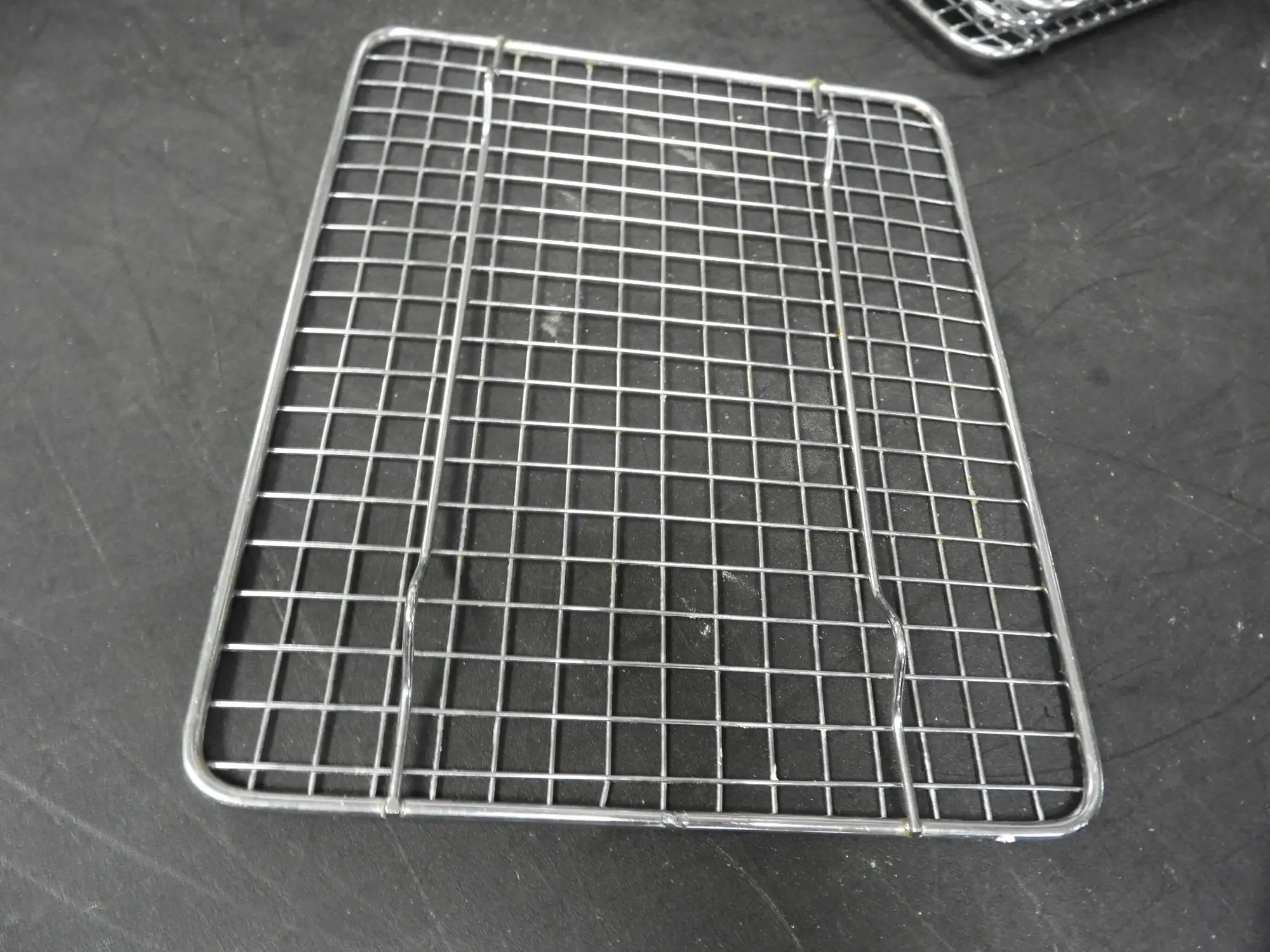 Used Isaac Peoria Used Winco PGW-810 8" x 10" Half-Size Footed Chrome Plated Steel Wire Cooling Rack / Pan Grate C IP Food, Restaurant, & Bakery Parts & Accessories Illinois US | Falcon Restaurant Supply #1376653