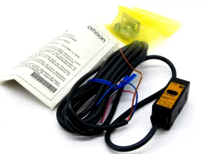 NEW OMRON E3S-2LE4 PHOTOELECTRIC SENSOR E3S2LE4