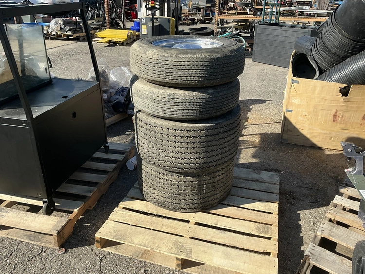 Used _UNKNOWN_ _UNKNOWN_ Wheels & Tires Michigan US | Miedema Asset Management Group #1174728