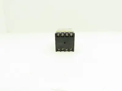 Omron H3CR-A8E Solid-State Timer Relay Socket 100-240V 1.2 Sec-300 Hours