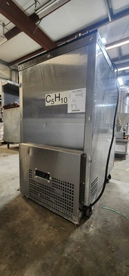 MKC23GR 23" Keg Cooler - Commercial Grade - Like New! Kegerator