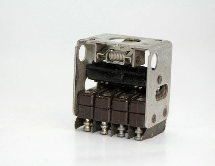 New | in-Stock Honeywell 2D33 Switch Parts California US | Davliegogo LLC #1706169