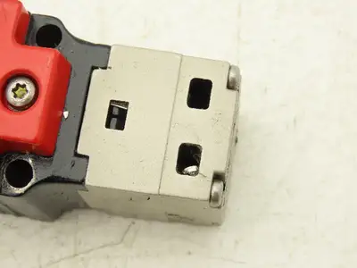 Used EUCHNER _UNKNOWN_ Relays & Switches Indiana US | Arrow Industrial #1408329