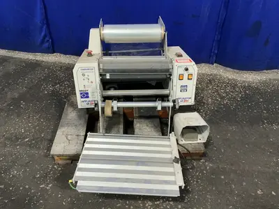 Used 2000 EMSEAL PTY LTD APPPLIKATOR Laminators Ohio US | HGR 24 #1463413