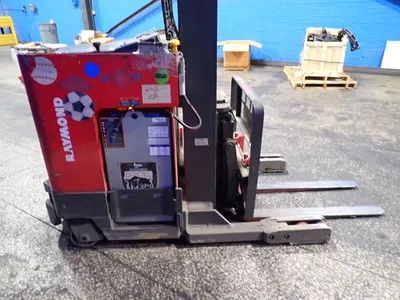 USED RAYMOND EZ R40TT