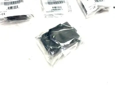 DGB15MT1-CVR | L-Com  Termination Connector Cover Black LOT OF 7 - New