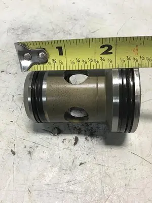 USED VICKERS 25-D10-30